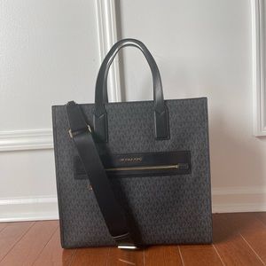 Michael Kors Tote